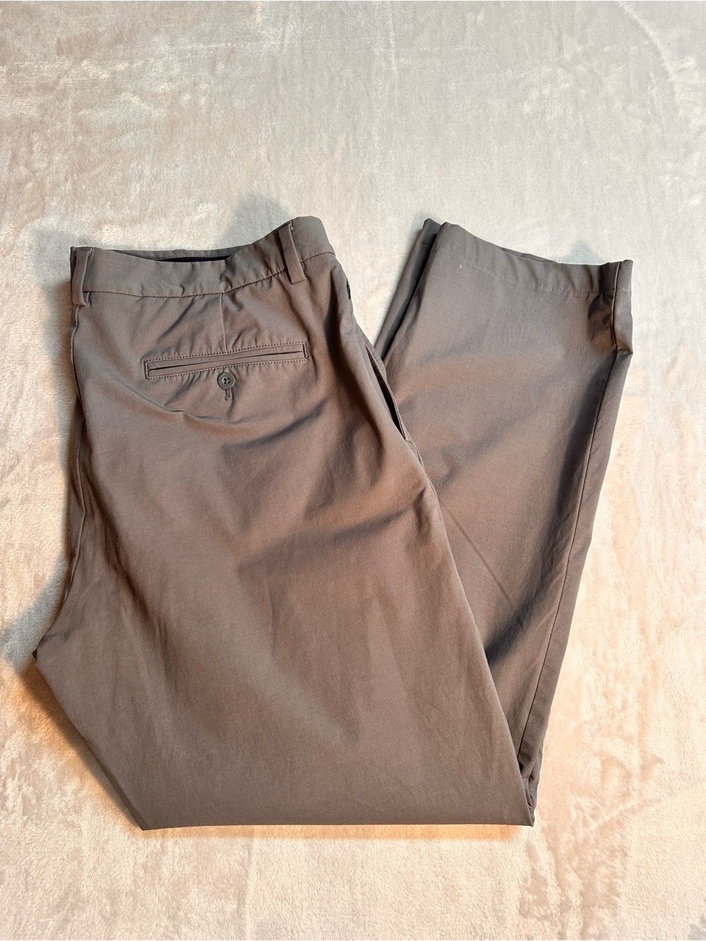 Vineyard Vines On-The-Go Pants Men’s 36x32 Gray Stretch Performance Chinos